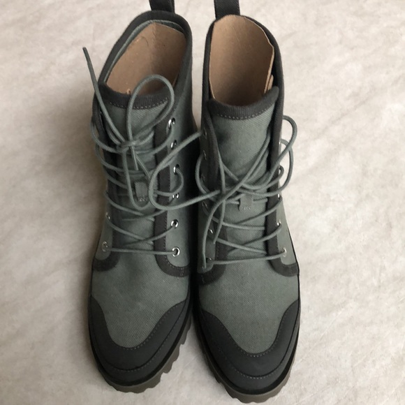 J Crew New Women's Gwen Canvas Lace-Up Lug-Sole Slate Green Boot Size 7 - Picture 5 of 9